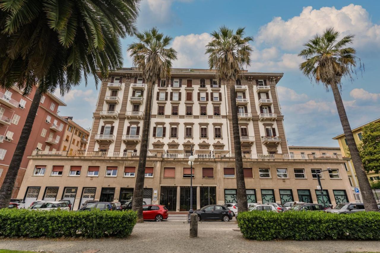 Downtown Srl - Croce Di Malta Royale La Spezia